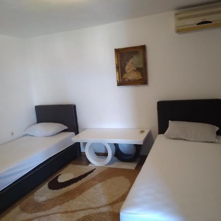 Apartmani Ruza Podgorica Bagian luar foto
